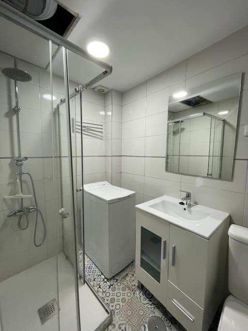 Comodo Apartamento A Pasos De La Gran Via Madrid Exterior foto